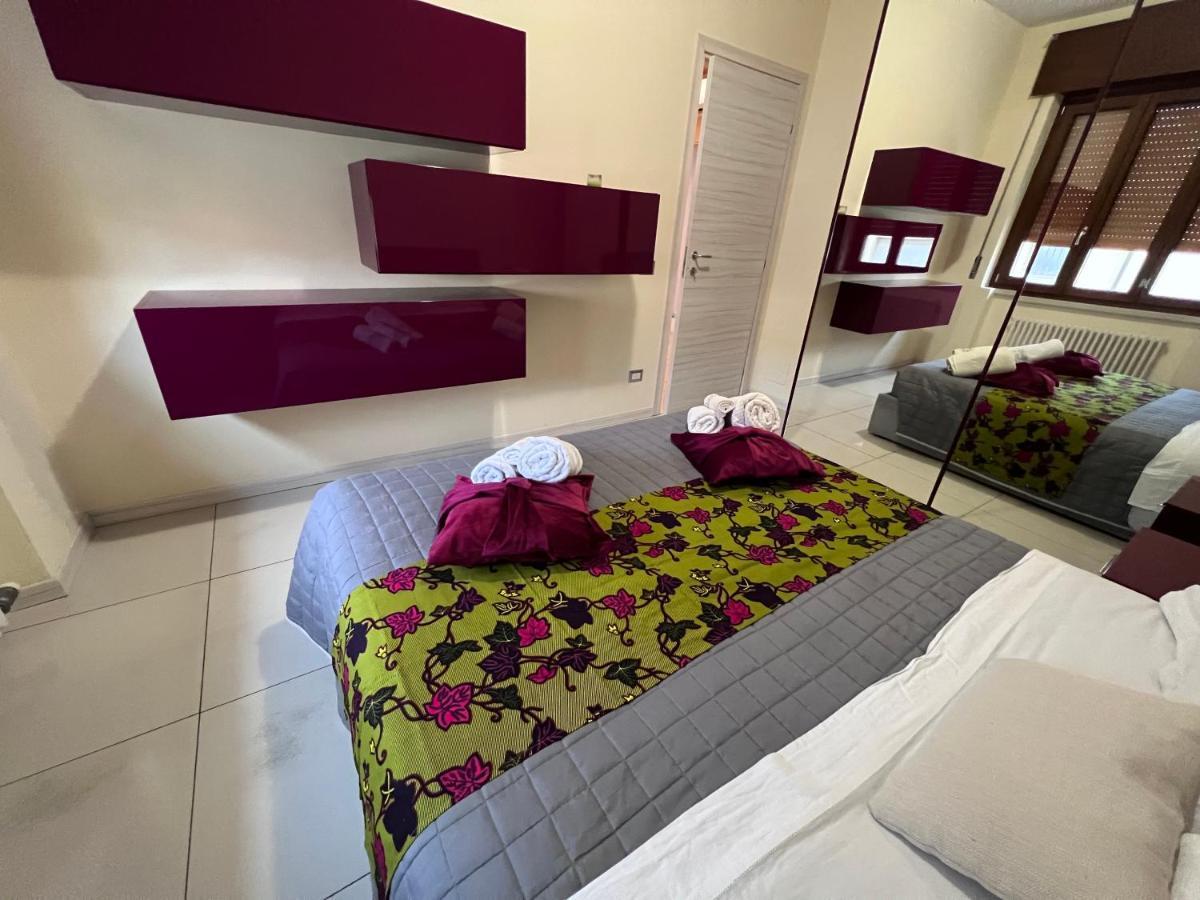 Stay In Style - Vibrant Condo In San Giovanni Lupatoto Bagian luar foto