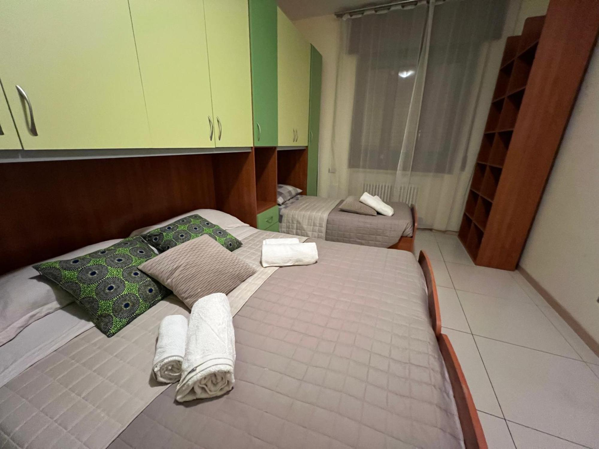 Stay In Style - Vibrant Condo In San Giovanni Lupatoto Bagian luar foto